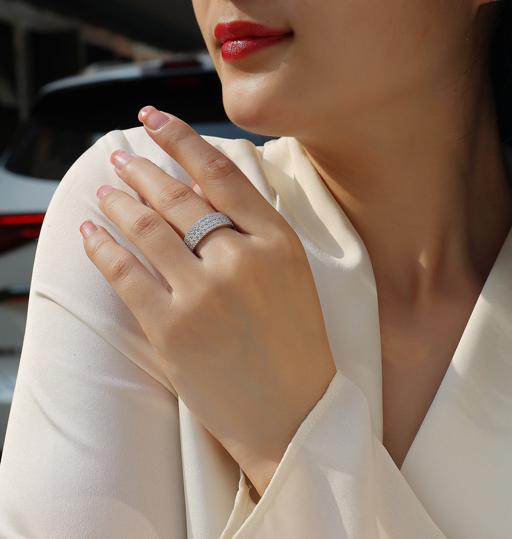 A Turn Of Luck - A Wedding Ring Set With Top-quality Moissanite S925 Silver And Platinum-plated Diamond Can Be Tested With A Diamond Pen