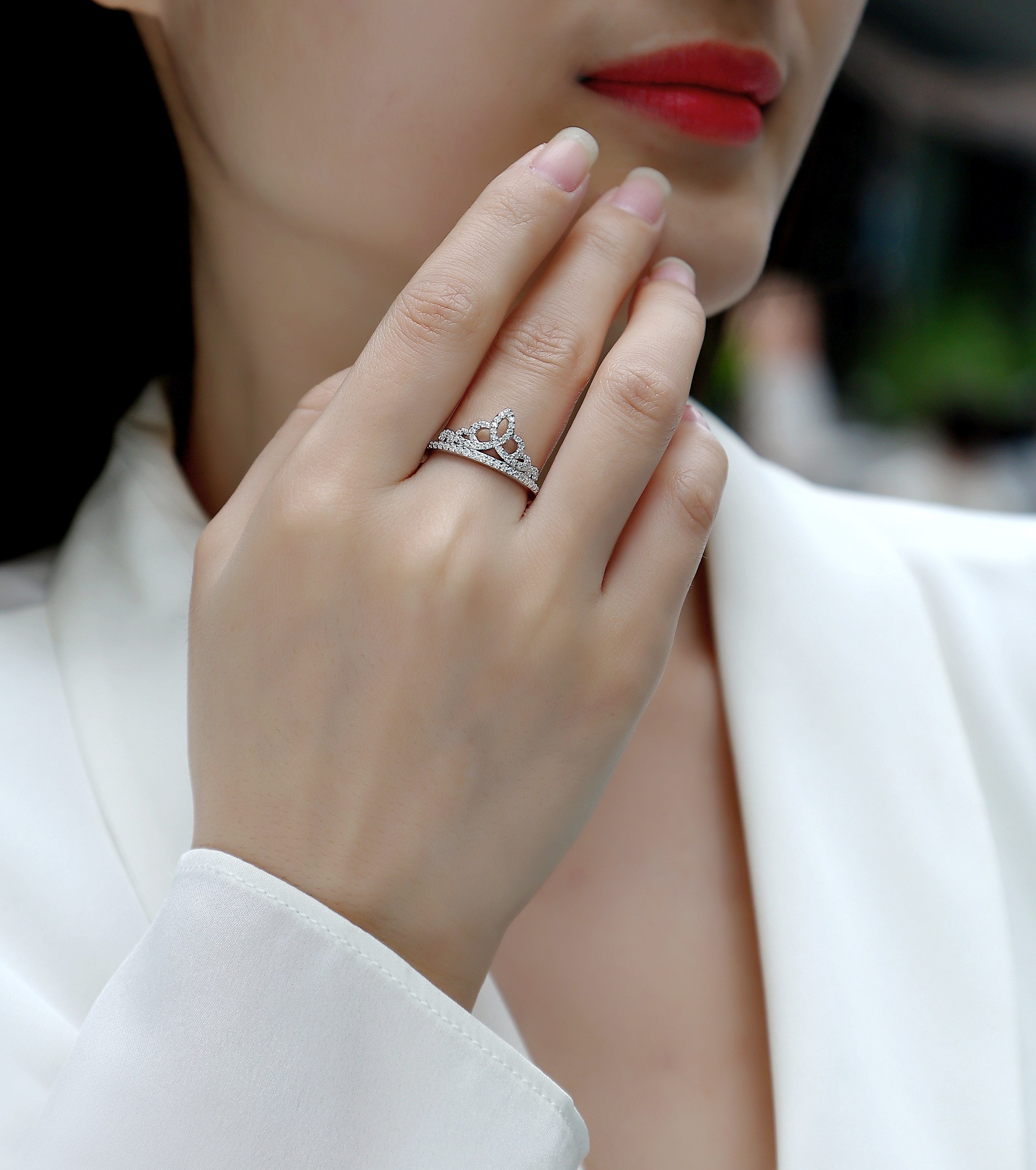 A Lively Summer Romance - A Wedding Ring Set With Top-quality Moissanite S925 Silver And Platinum-plated Diamond Can Be Tested With A Diamond Pen. The Ring Is In Gold And Rose Gold