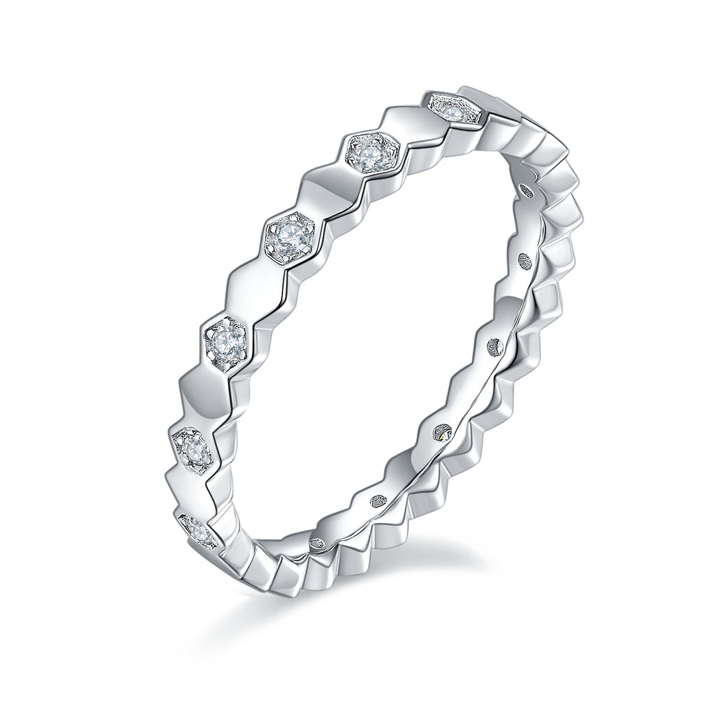 Bee Dance Of Light And Shadow - A Wedding Ring Set With Top-quality Moissanite S925 Silver And Platinum-plated Diamond. The Ring Can Be Inspected With A Diamond Pen