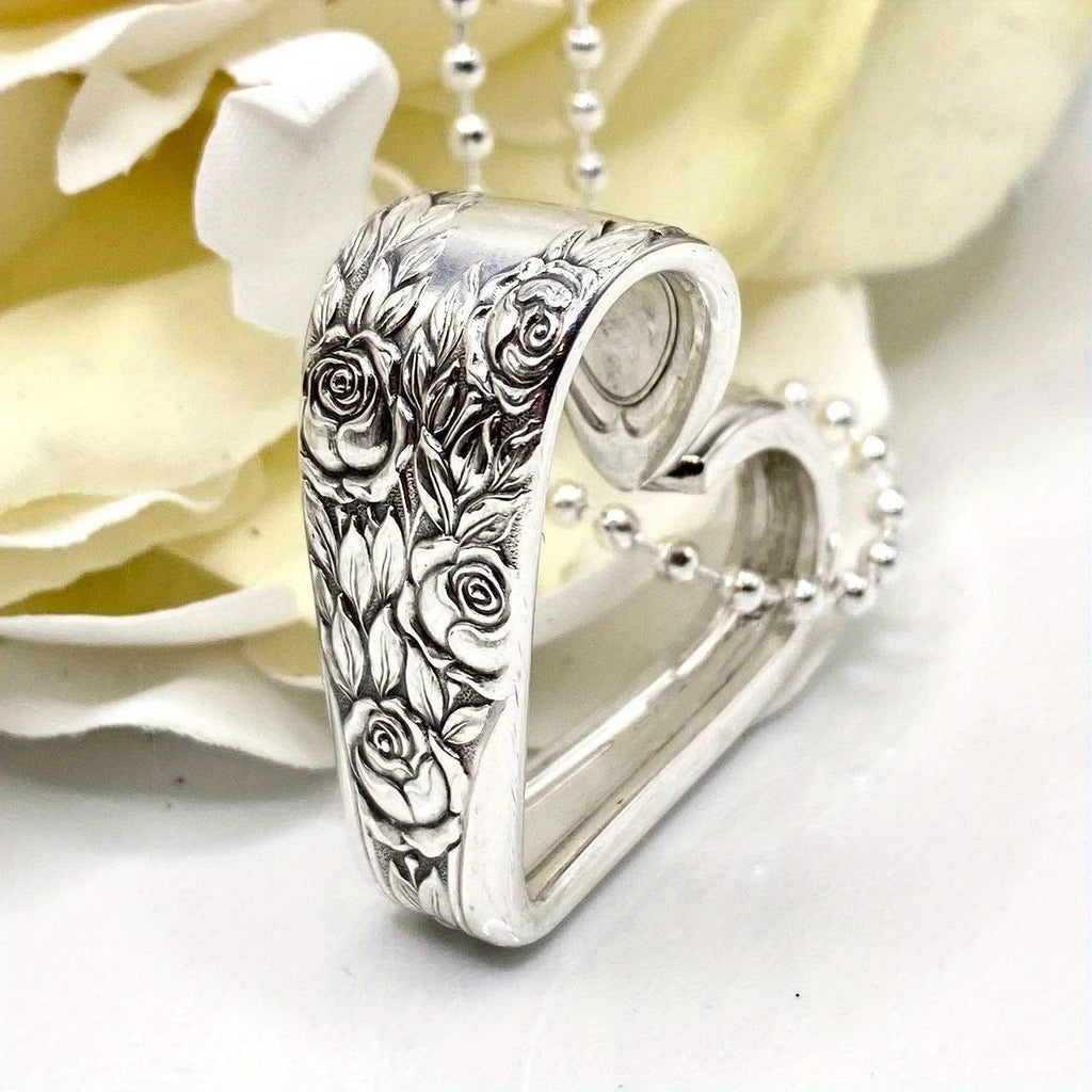 Flower Love Pendant Necklace For Women