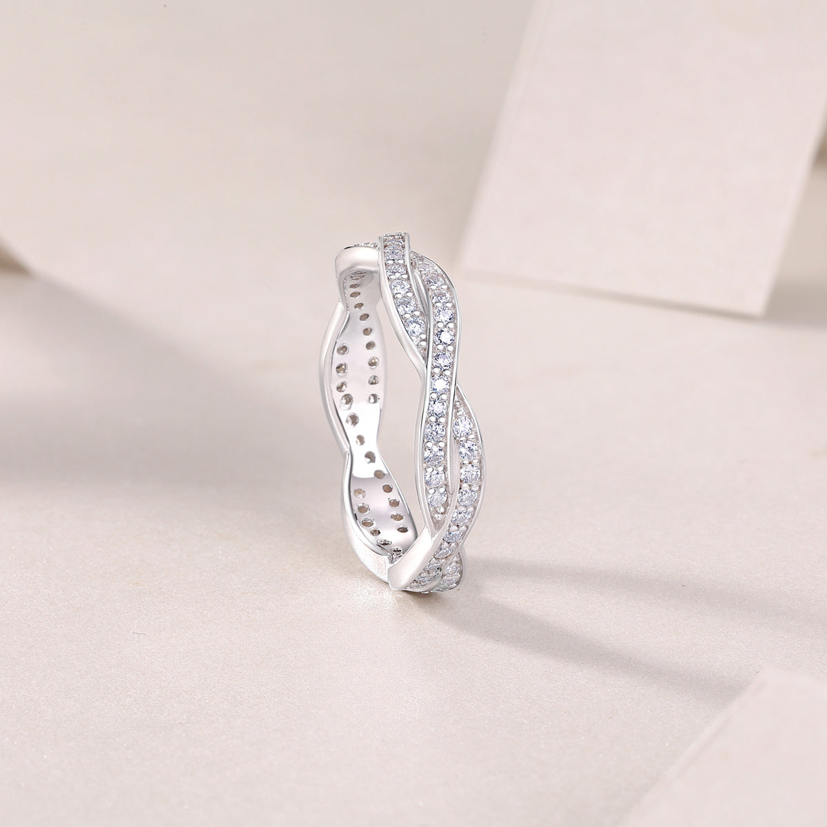 Dream - A Wedding Ring Set With Top-quality Moissanite S925 In Silver And Platinum-plated. The Ring Can Be Inspected With A Diamond Pen